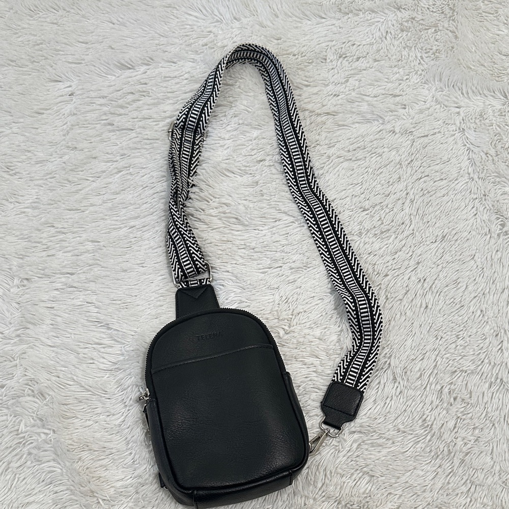 🏹 Telena Leather Sling Bag